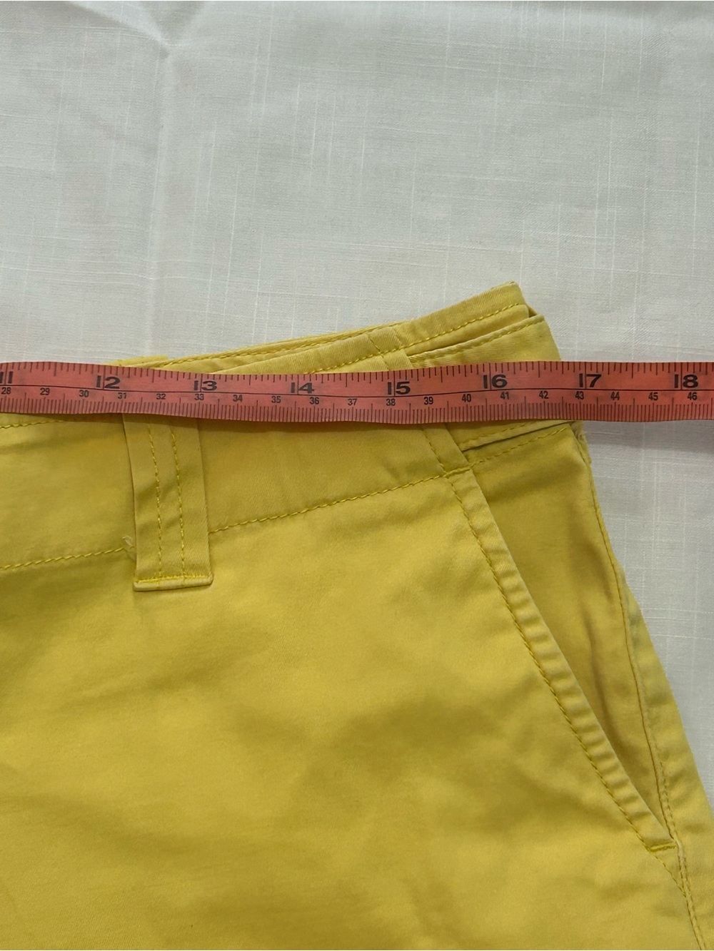 Talbots Shorts Women’s 
Yellow Womens Size 10 - Picture 8 of 11